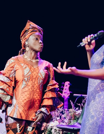 Sing the truth (Angelique Kidjo, Lizz Wright)